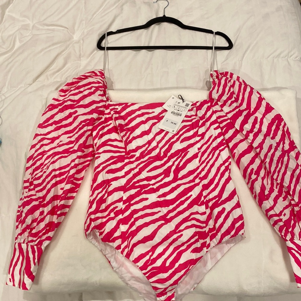BRAND NEW Zara size L pink bodysuit, never been worn!!